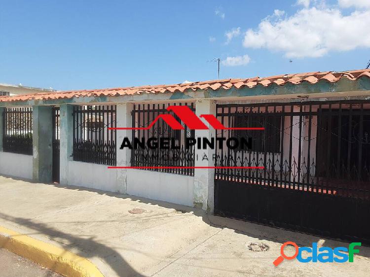 CASA EN VENTA EN LA VICTORIA MARACAIBO API 2445