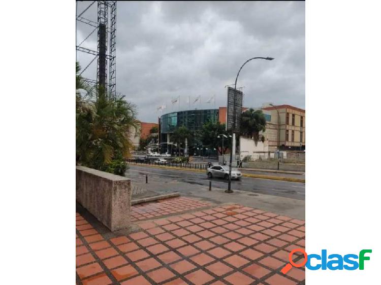 Se Vende apto 95mts2 3h/2b/1p Chacao 0063