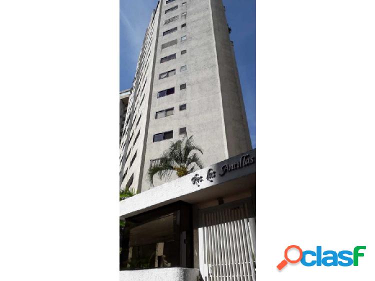 Se vende apto 110m2 3h/2b/4p Prados del Este 5818