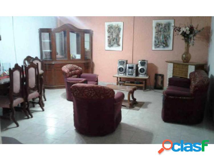 Se vende apto 183m2 6h/4b/0p Altagracia