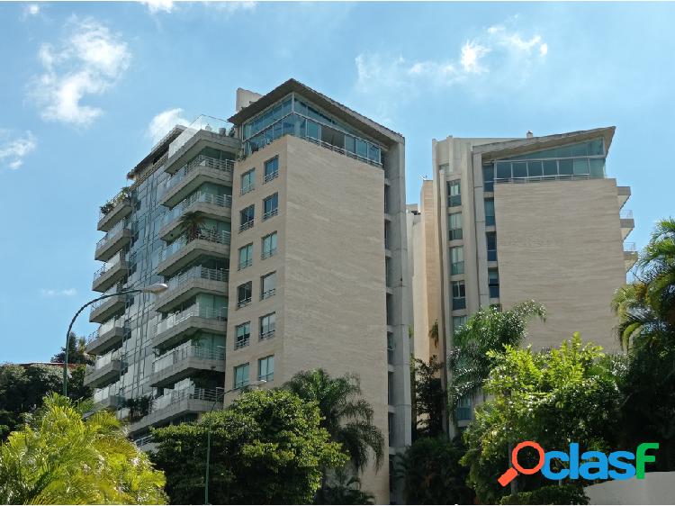 Se vende apto 268m2 4h/6b/4p Colinas de Tamanaco 8942