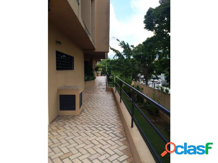 Se vende apto 65m2 1h/2b/1p La Trinidad 3916