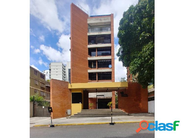 Se vende apto 80m2 2h/2b/2p Santa Eduvigis 8270