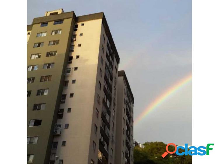 Se vende apto 82m2 2h/2b/2p Sta Rosa de Lima 0057