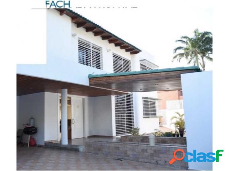 Se vende casa 510m2 5h+s/6b/9p Caurimare 8450