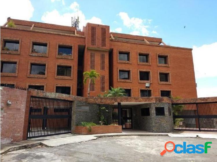 Urb. Miranda apto en venta 370 mts2 6h/ 5b/ 3p/e 0843