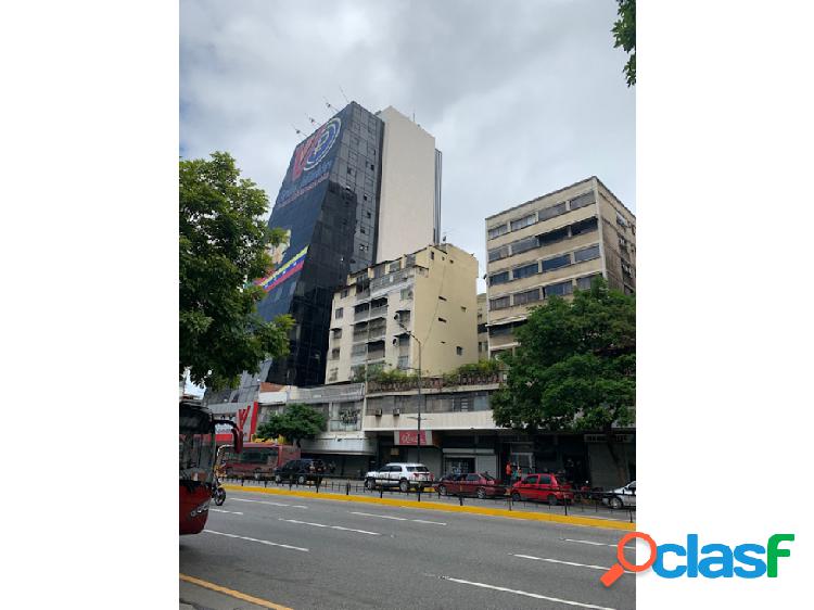 Vendo apartamento 70m2 2h/2b/0pe Chacao 8211