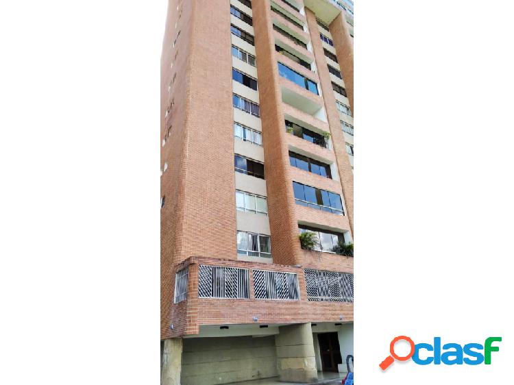 Vendo apto 150m2 4h+s/3b+s/2p Los Naranjos 9406
