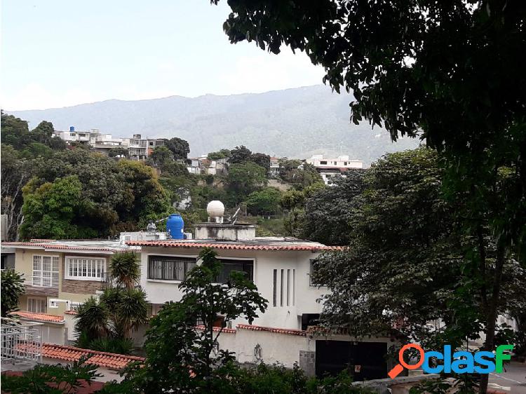 Vendo casa 300m2 6h/6b/2pe Colinas de Bello Monte 5975