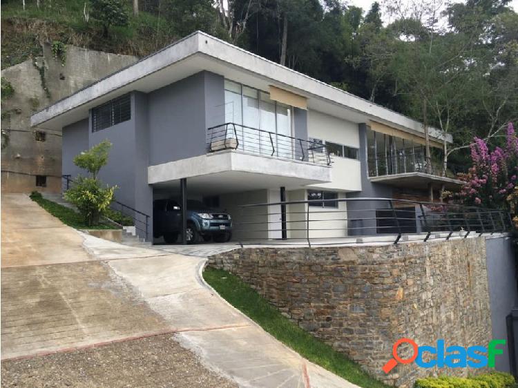 Vendo casa 400m2 3h+s/4b+s/7pe Alto Hatillo 4071