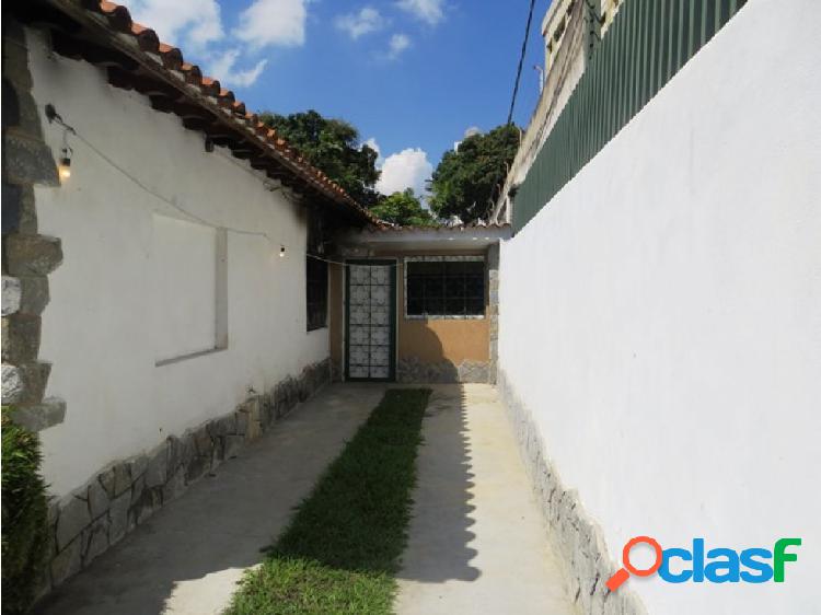 Vendo casa 432mts2 4h/4b/5pe La Castellana