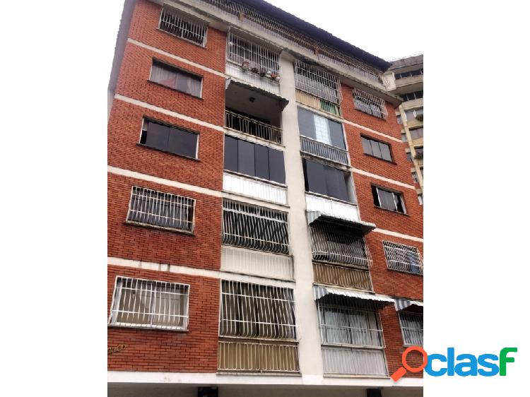 Venta APARTAMENTO 88m2 3h/1.5b/1p Colinas Bello Monte 8536