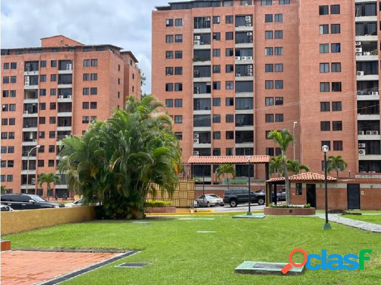 se vende apto 92m2 2h/ 2b/ 2p Colinas de la tahona