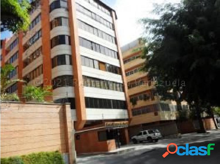 Apartamento en venta en Campo Alegre 21-12089 Sandra W.