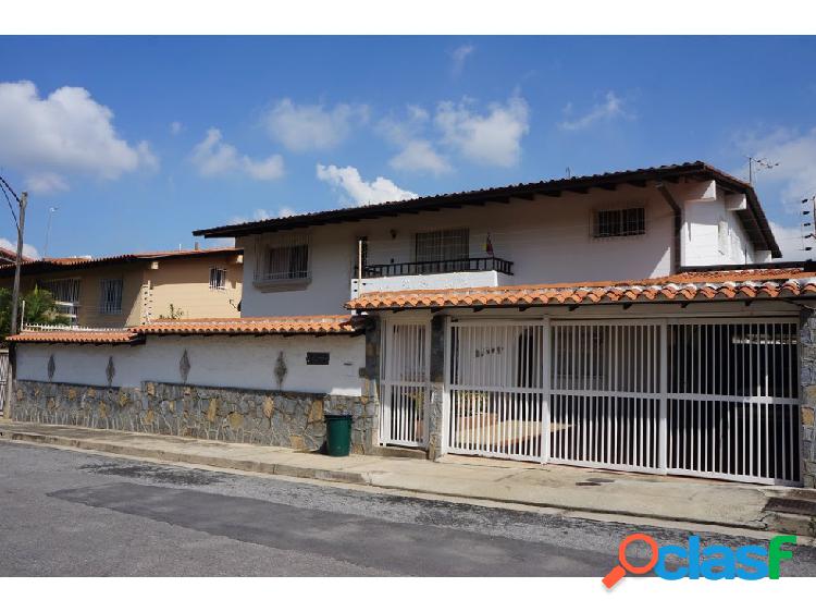 Se vende casa 300m2 4h+s/2.5b+s/3p San Luis