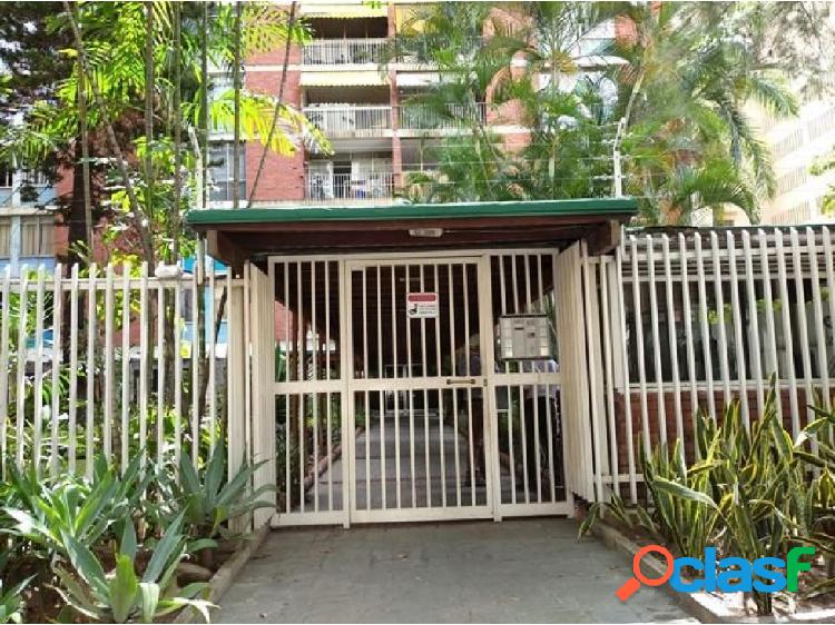 Apartamento en venta en Campo Alegre 21-5997 Sandra W.