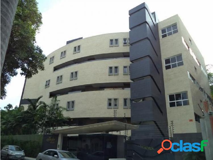 venta de Excelente apartamento duplex 22-8192