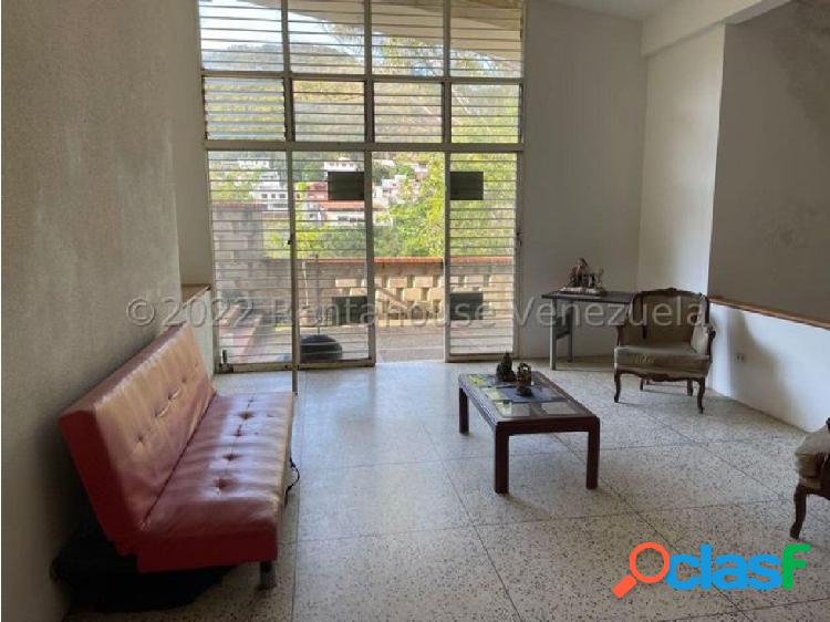 22-16525 Casa en venta Prados del este. Adri 04143391178