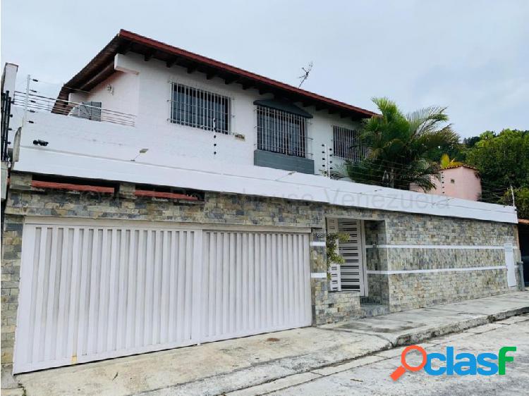 Venta Casa L. de Prados del Este 21-16512 Odette F.