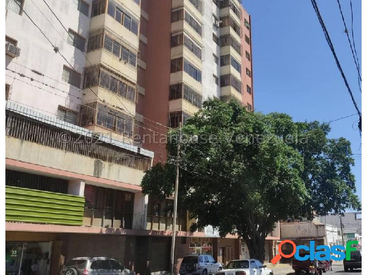 Apartamento en venta en Centro Barquisimeto Mls# 22-10906