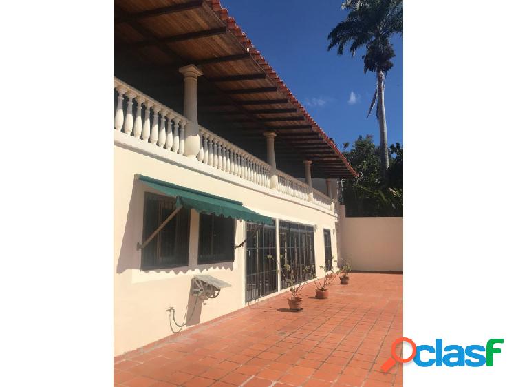 Vendo casa 474m2 4h+S/4b+S/5p Prados del Este