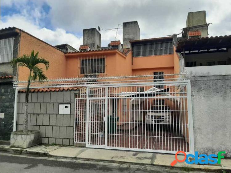 Vendo casa 550m2 5h+s/4h+s/2p La Trinidad 7639
