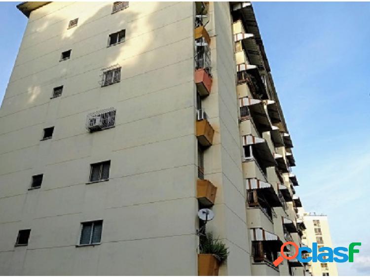 Apartamento Venta Macaracuay 105M2 - 3 hab, 2baños, 1 pe.