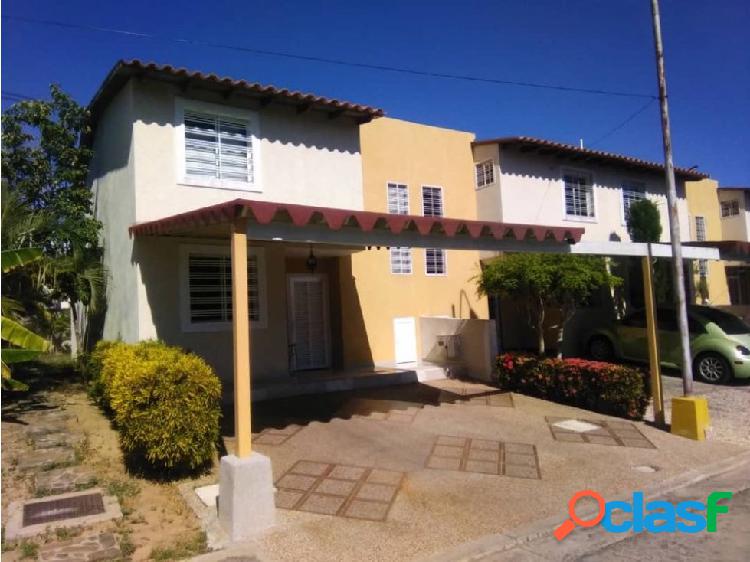 BRISAS DEL MAR, TOWN HOUSE EN VENTA, PAMPATAR