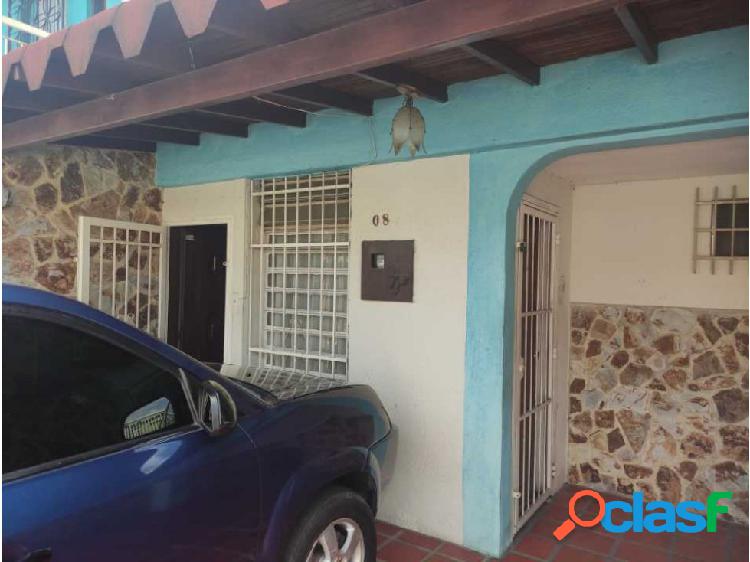 Casa con Local comercial en San Blas 1