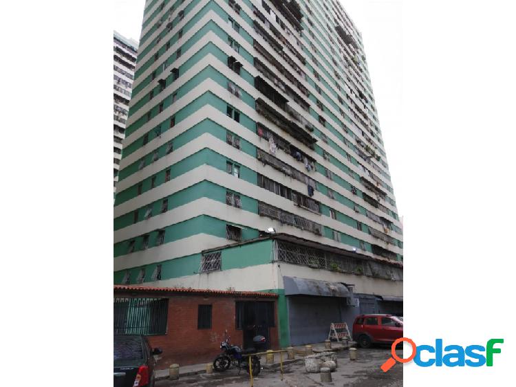Se vende apartamento 75mts2 2h/1b/1p Caracas
