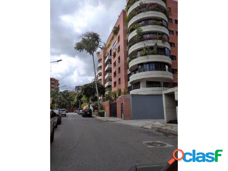 Apartamento en alquiler en Campo Alegre 21-15588 Adri