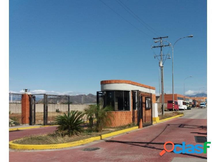 SE ALQUILA GALPON EN LA ZONA INDUSTRIAL NORTE ANCOVEN