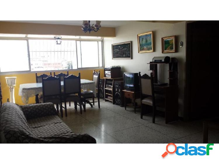 Apartamento en Venta Centro Barquisimeto 22-15404 APP