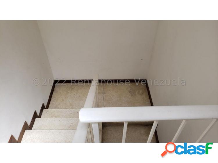 Casa En Alquiler en La Castellana 22-17820 SJ 0414 2718174