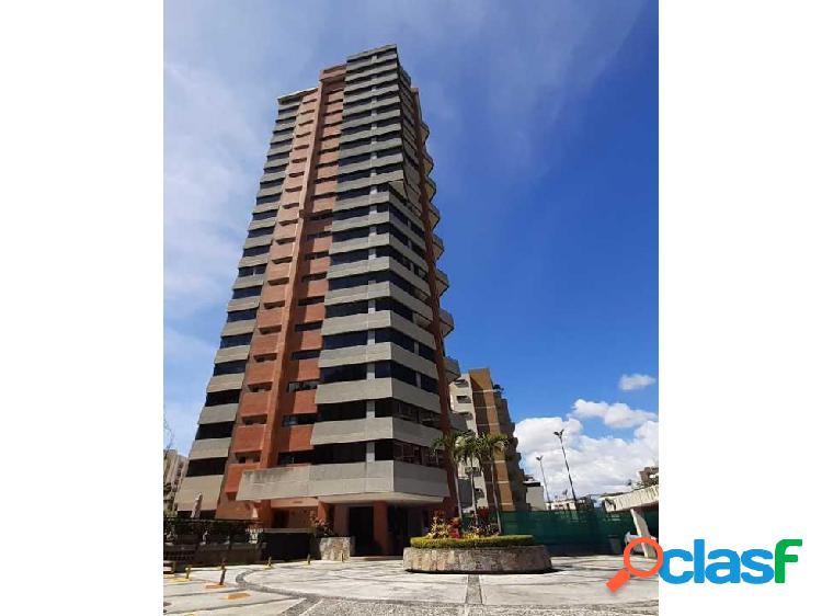 Se vende Apartamento 155 metros Duplex 3H/4B/2E Las Mesetas