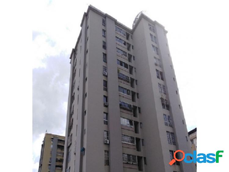 Se vende apartamento en Urbanización La Urbina 86M2, 3h,