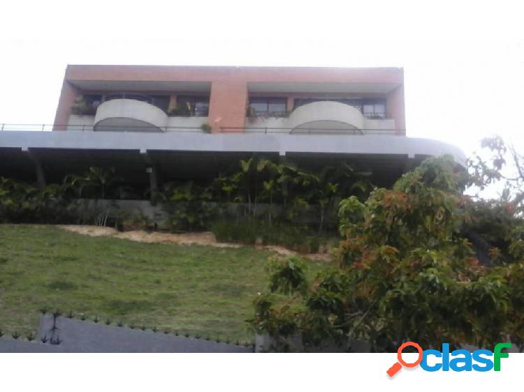 Townhouse en venta en La Trinidad 21-6973 Sandra W 0414