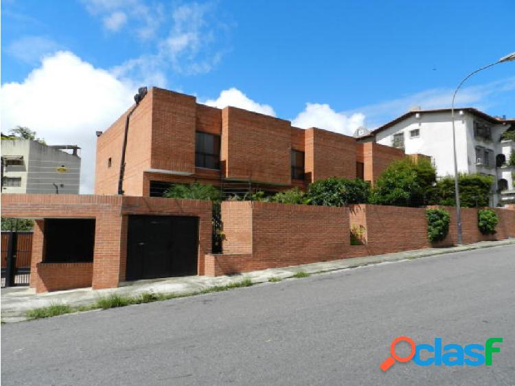 Townhouse en venta en Urb Miranda 20-23500 Sandra W 0414