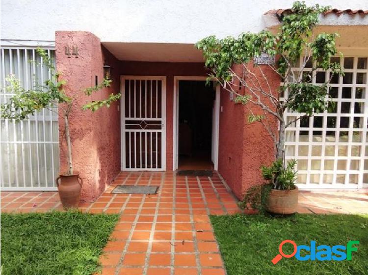 Townhouse en venta en la Union 22-17137 Sandra W 0414