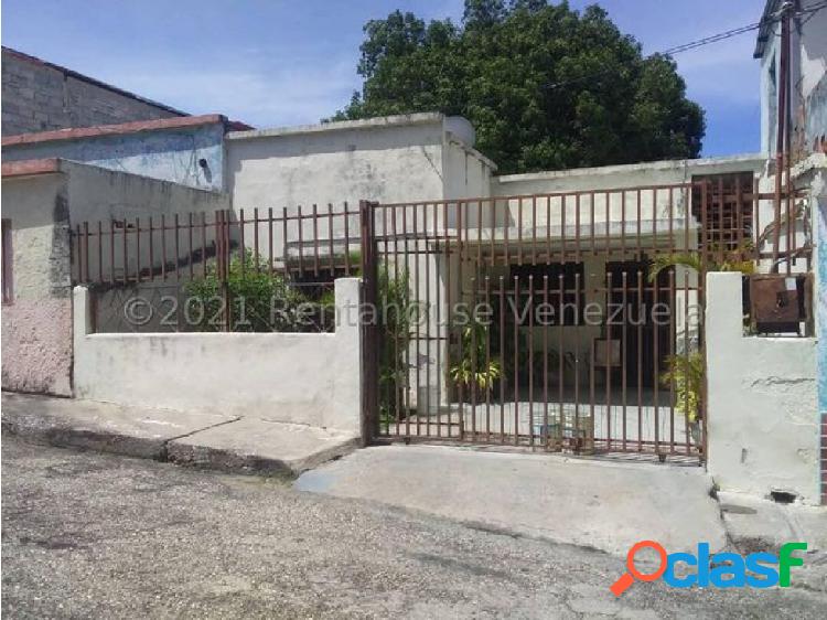 Casa en venta en El Este de Barquisimeto Mls#22-7832 fcb