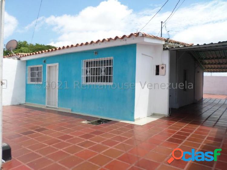 CASA EN VENTA EN CABUDARE LAS MERCEDES código 22-740 ZEGM