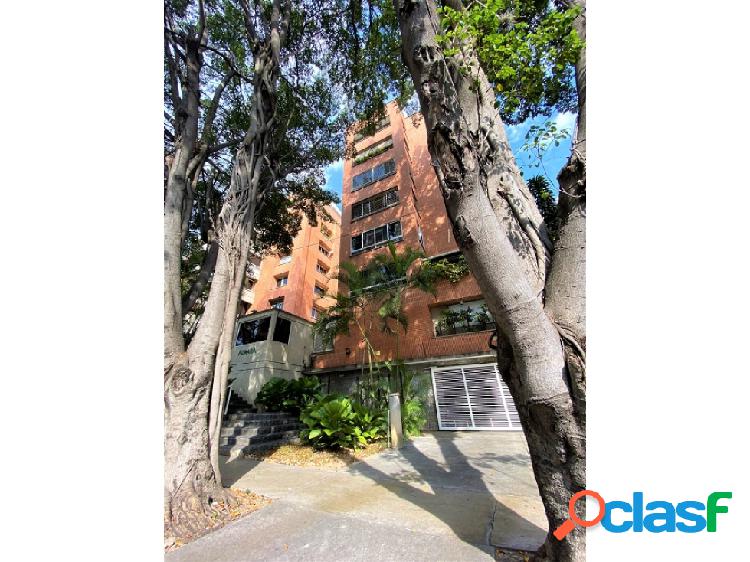 Alquilo apartamento 180m2 3h/4b/3p Campo Alegre 9880