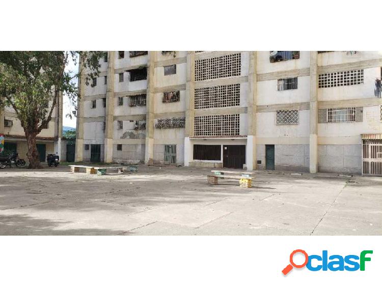 Apartamento En Venta En Caricuao UD4 67m2/ 3H/1B/0P