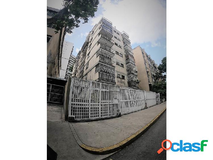 Se vende apto 104m2 3h/2b/1p El Bosque 3464