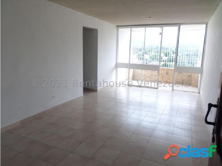 APARTAMENTO EN VENTA EN CABUDARE CENTRO código 22-7822 zegm