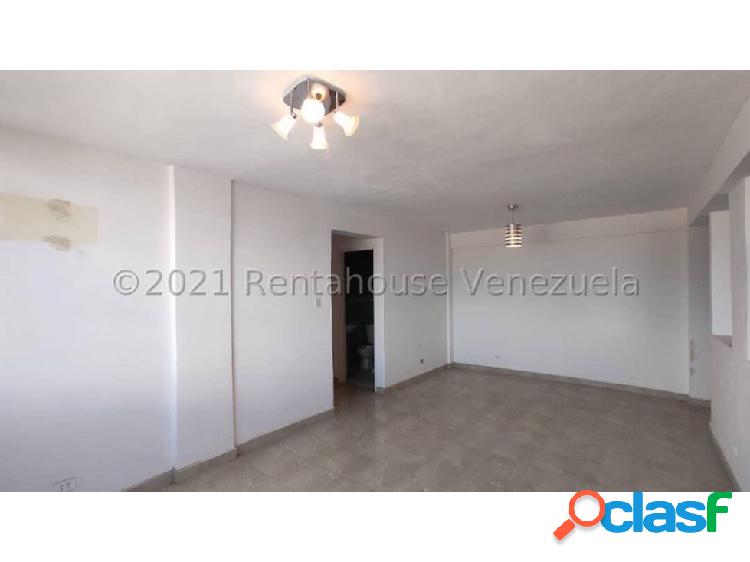 APARTAMENTO EN VENTA EN CABUDARE ZONA CENTRO código 22-2951