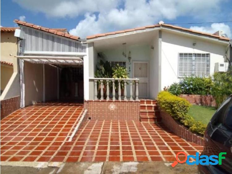 Casa en venta en Prados del Golf Cabudare Mls#22-15801 fcb