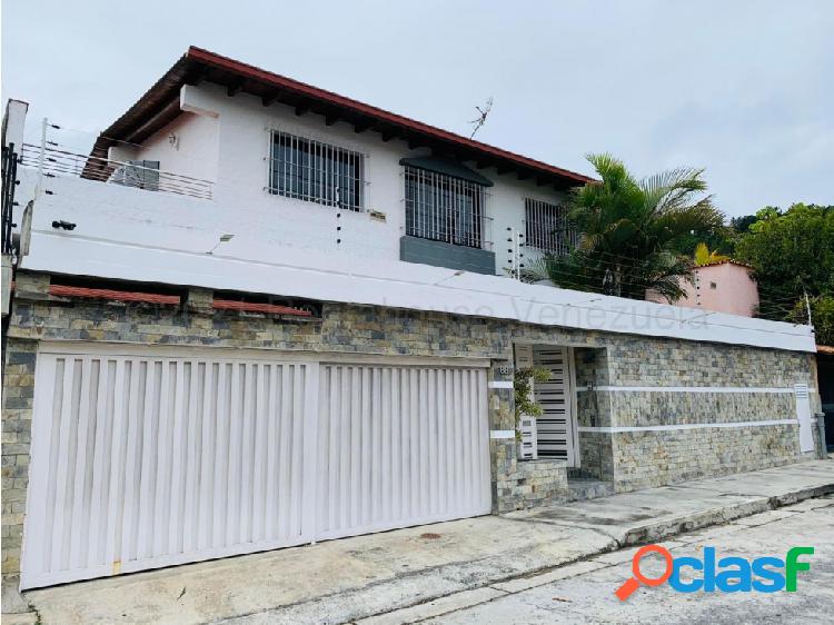 Casa en Venta en Prados del Este 22-20343 SJ 04142718174