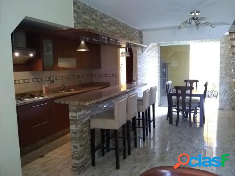 Casa en venta en Hacienda Yucatan Barquisimeto Mls# 22-17908