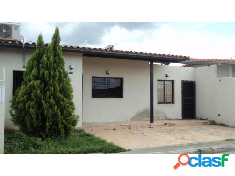 Casa en venta en Villa Trabsider Cabudare Mls#22-8052 fcb